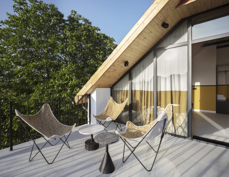 Terrace with butterfly chairs at Major’s House Stepanavan